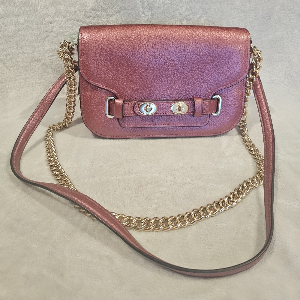 Elegant Pink Leather Shoulder Bag